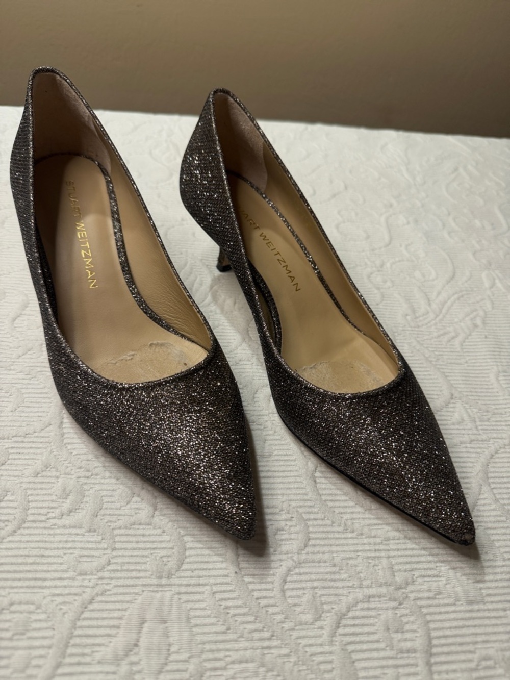 Stuart Weitzman Sparkle Pointed-Toe Pumps in Gunmetal Size 8.5B